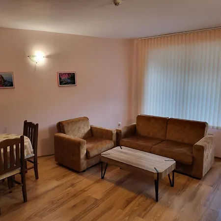 Evrika Forest Apartment
